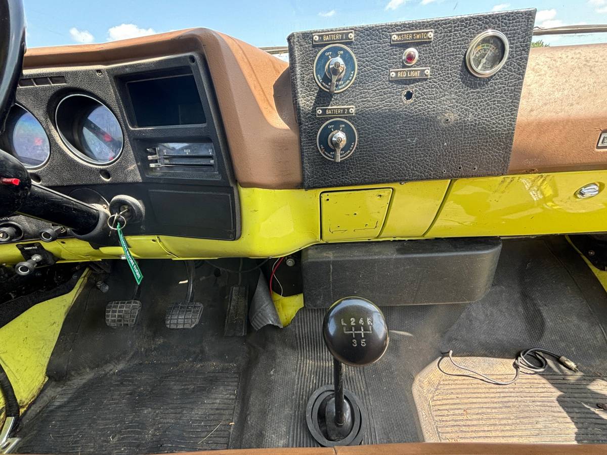 Chevrolet-c65-1978-yellow-12