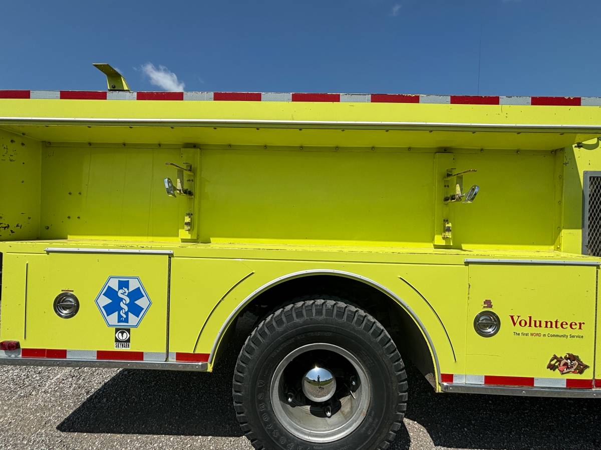 Chevrolet-c65-pumper-truck-1978-yellow-11