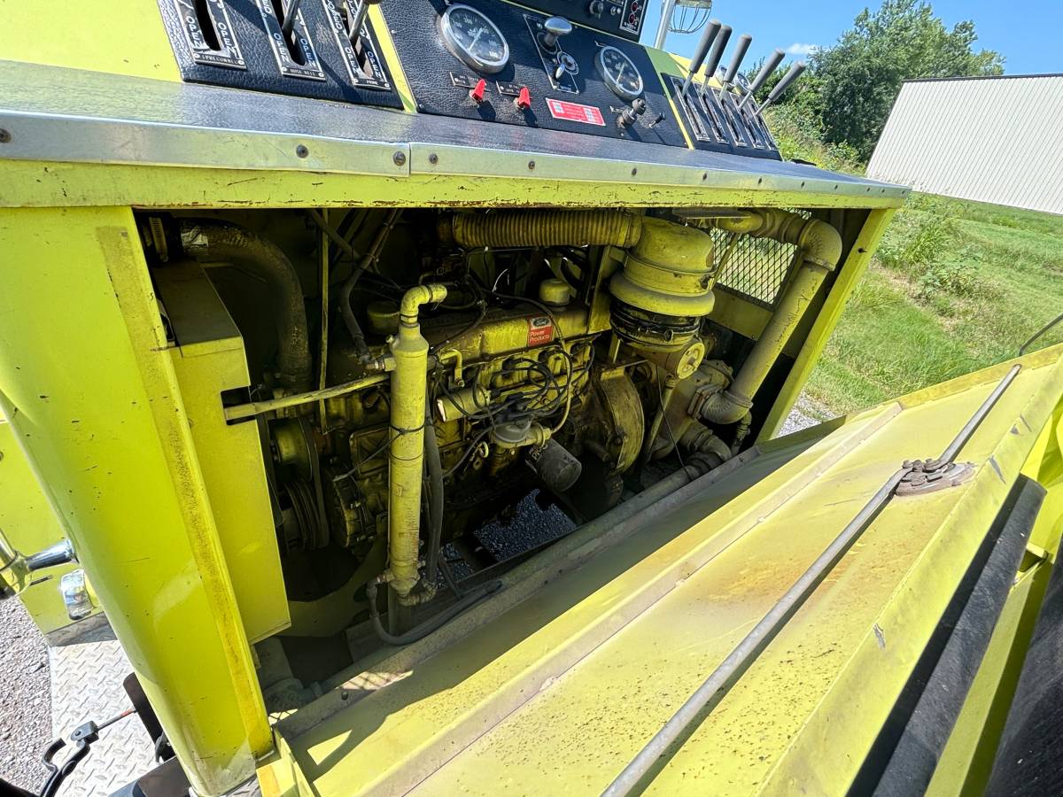 Chevrolet-c65-pumper-truck-1978-yellow-13