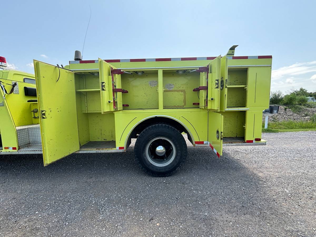 Chevrolet-c65-pumper-truck-1978-yellow-16