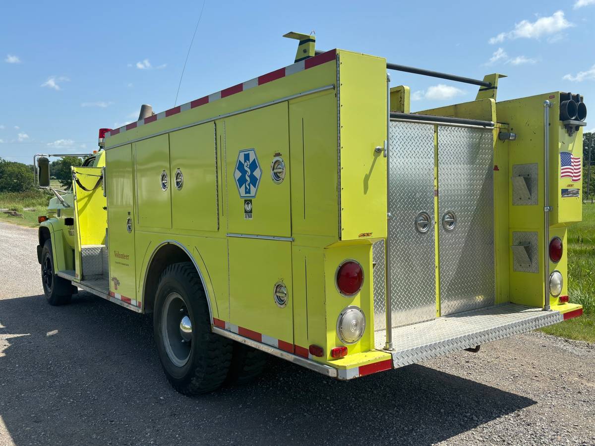 Chevrolet-c65-pumper-truck-1978-yellow-5