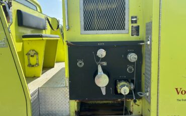 Chevrolet-c65-pumper-truck-1978-yellow-8