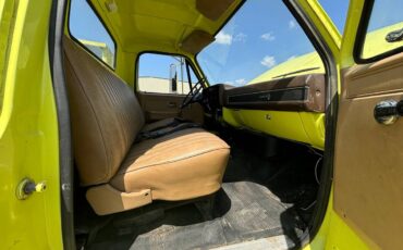 Chevrolet-c70-1985-yellow-13