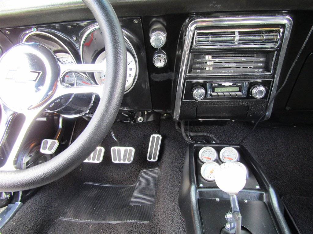 Chevrolet-camaro-1967-black-1