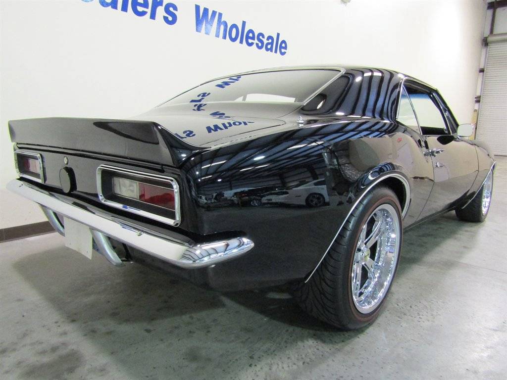 Chevrolet-camaro-1967-black-13