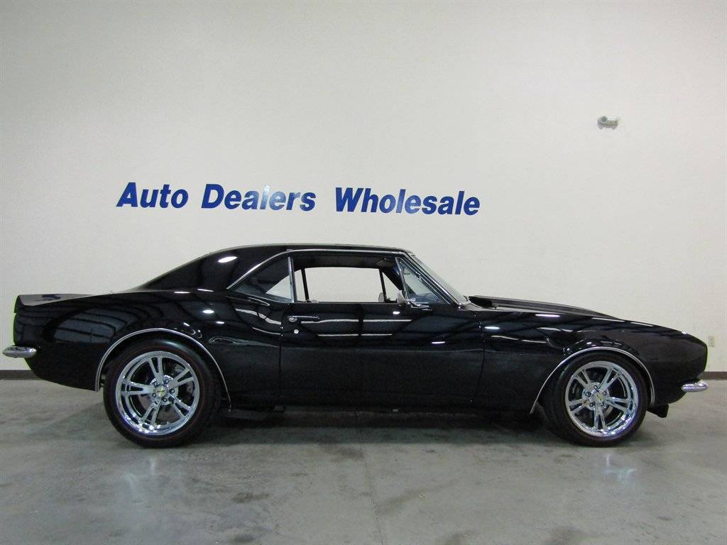 Chevrolet-camaro-1967-black-14
