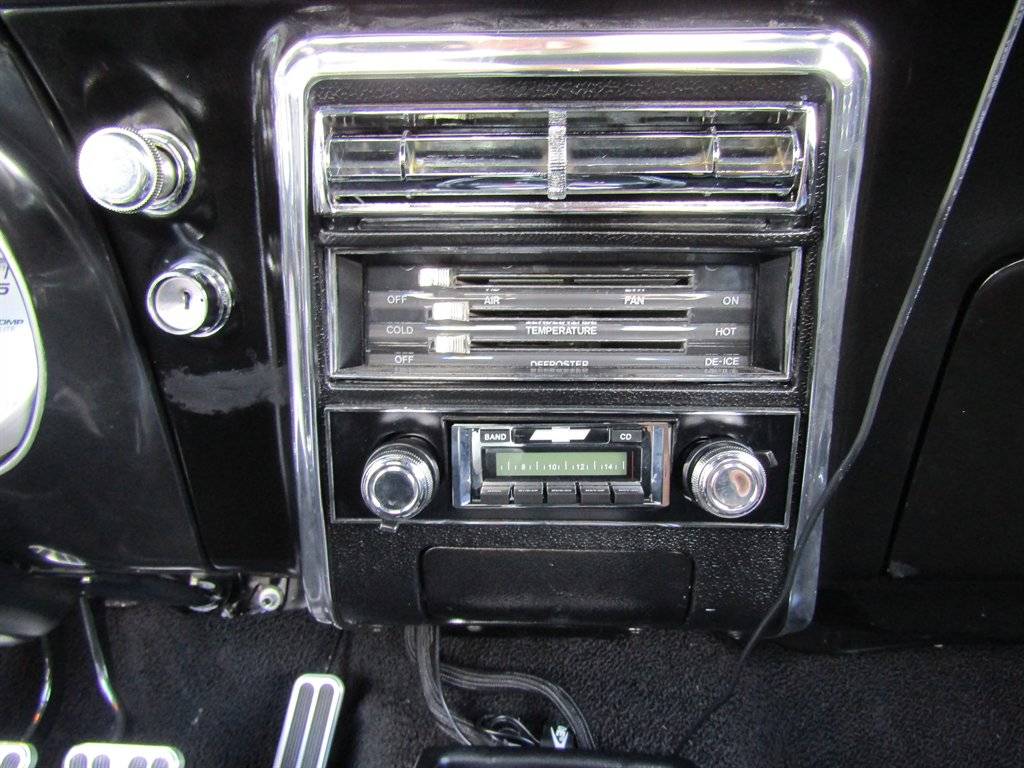 Chevrolet-camaro-1967-black-4