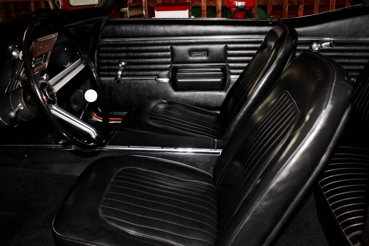 Chevrolet-camaro-1968-9