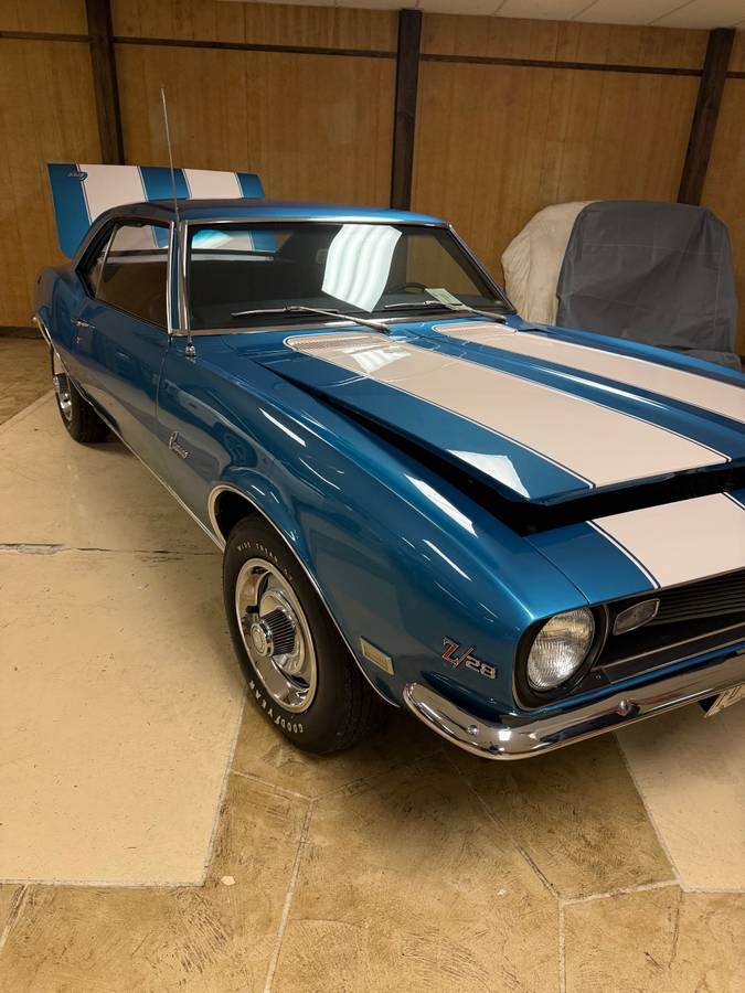 Chevrolet-camaro-1968-blue-1