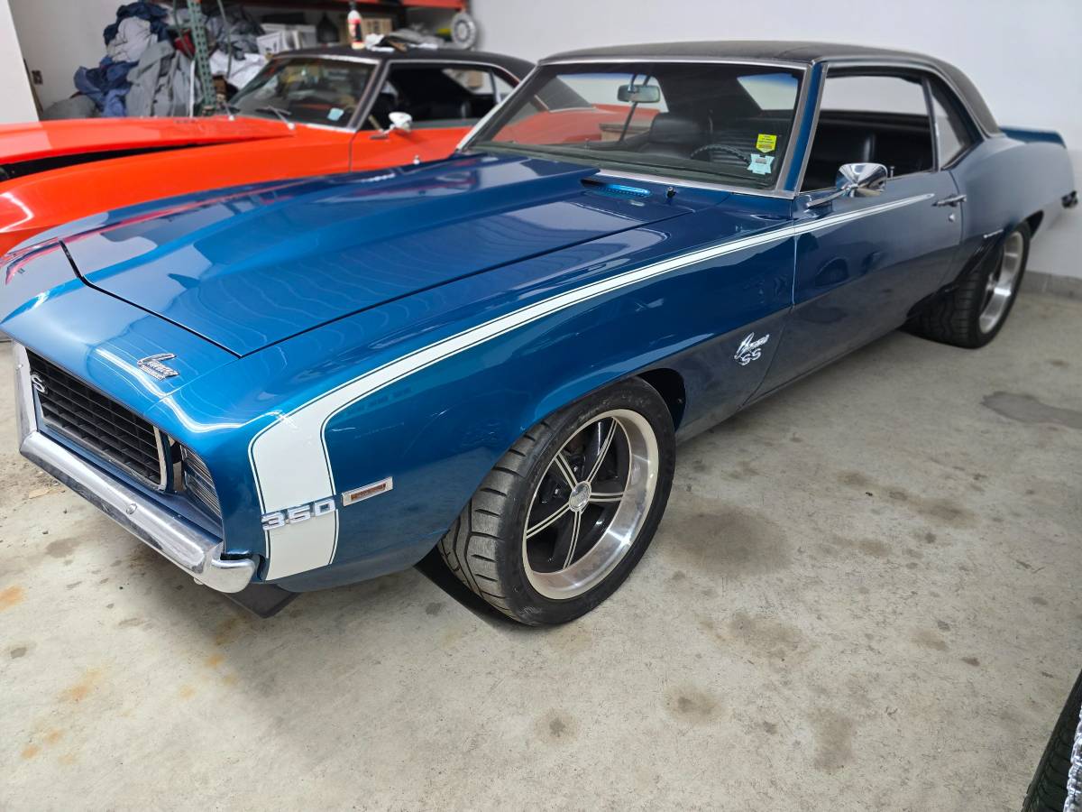 Chevrolet-camaro-1969-blue-1