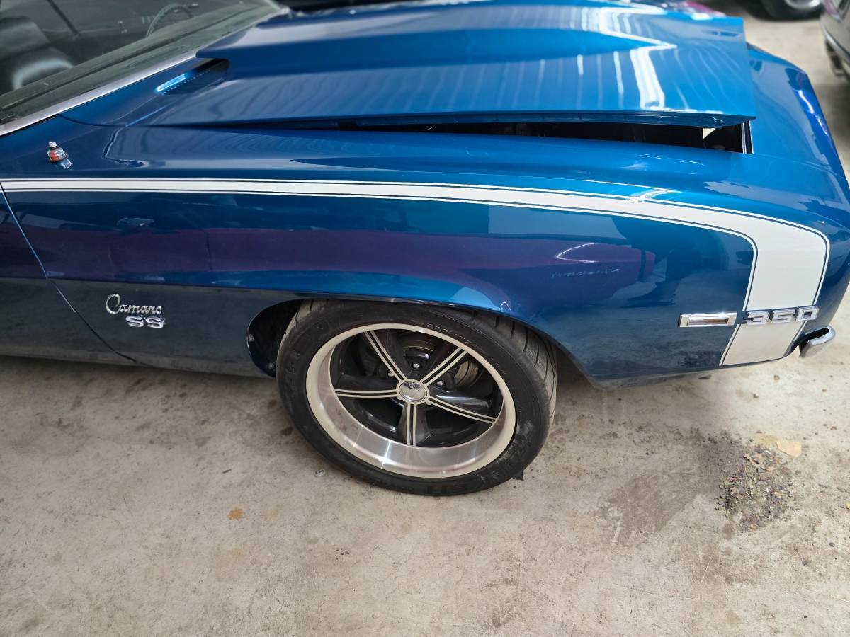 Chevrolet-camaro-1969-blue-13