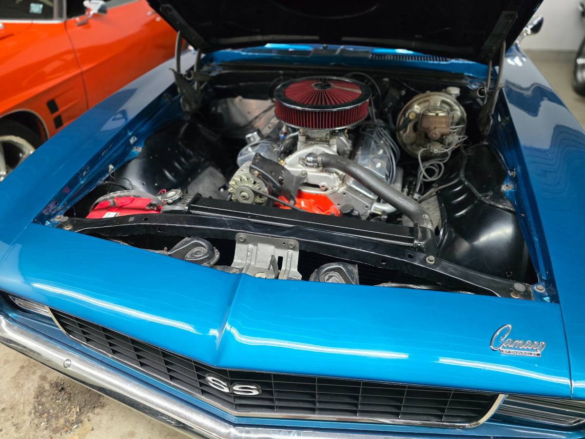 Chevrolet-camaro-1969-blue-18