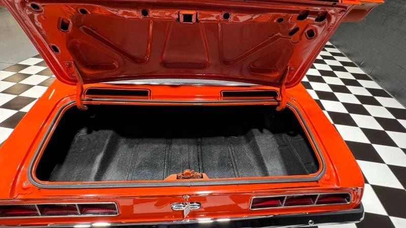 Chevrolet-camaro-1969-orange-3