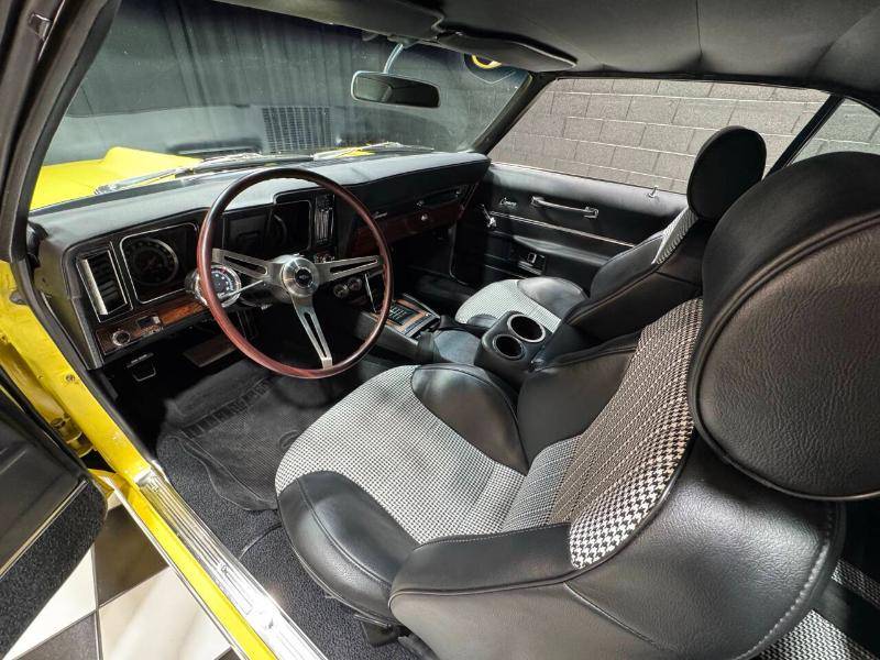 Chevrolet-camaro-1969-yellow-1