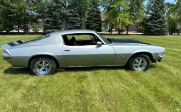 Chevrolet-camaro-1971-silver-16
