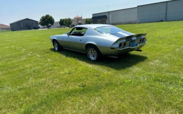 Chevrolet-camaro-1971-silver-3