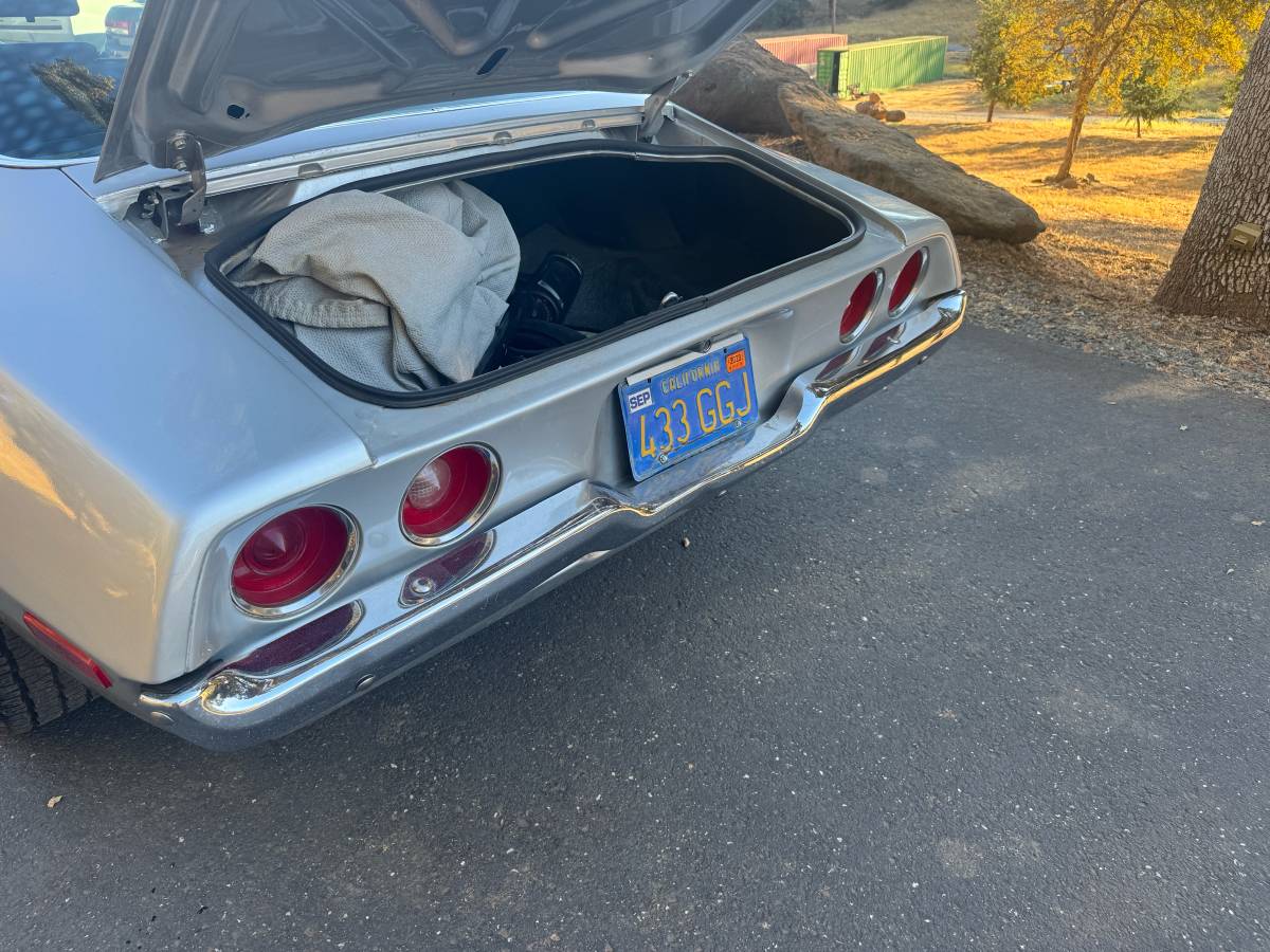 Chevrolet-camaro-1973-10