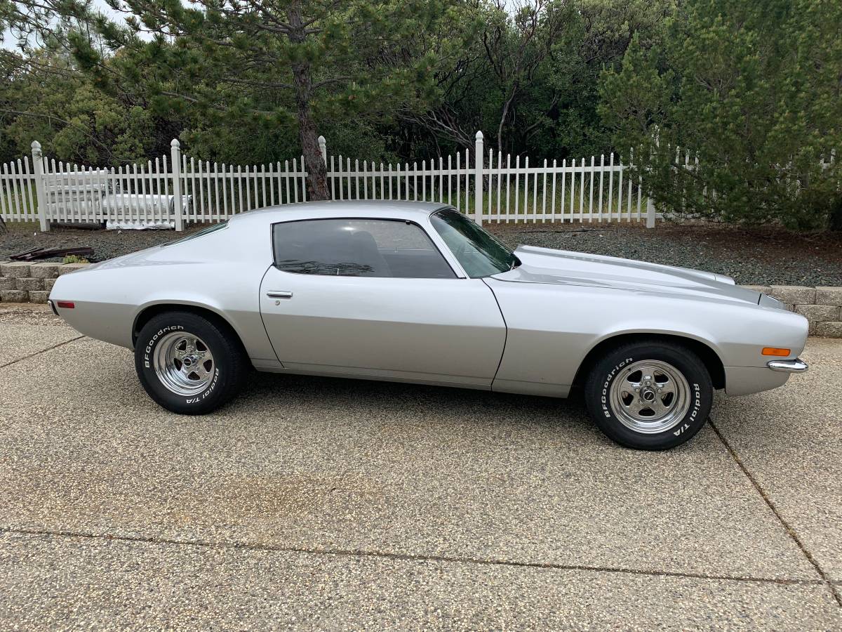 Chevrolet-camaro-1973-4