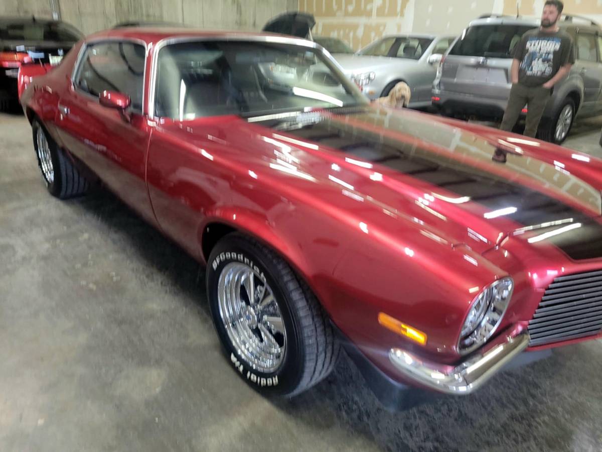 Chevrolet-camaro-1973-custom-12