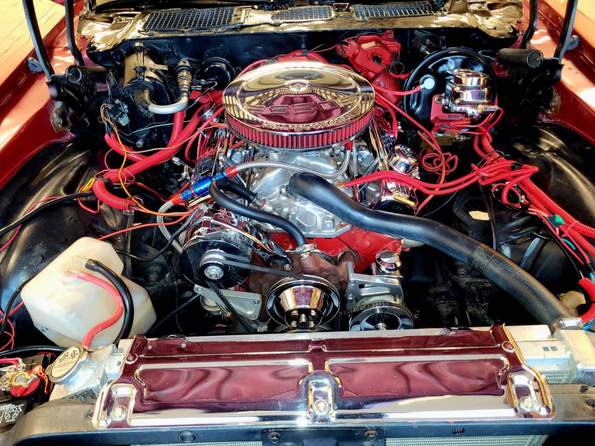 Chevrolet-camaro-1973-custom-8