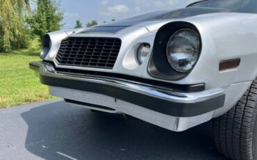 Chevrolet-camaro-1976-1