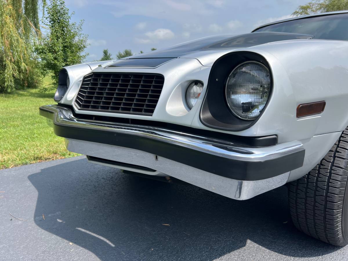 Chevrolet-camaro-1976-1