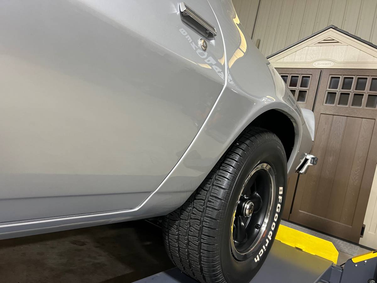 Chevrolet-camaro-1976-15