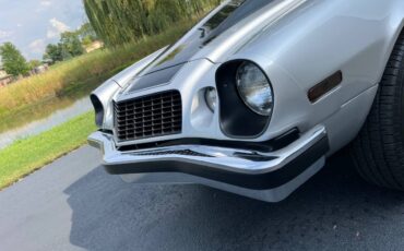 Chevrolet-camaro-1976-19