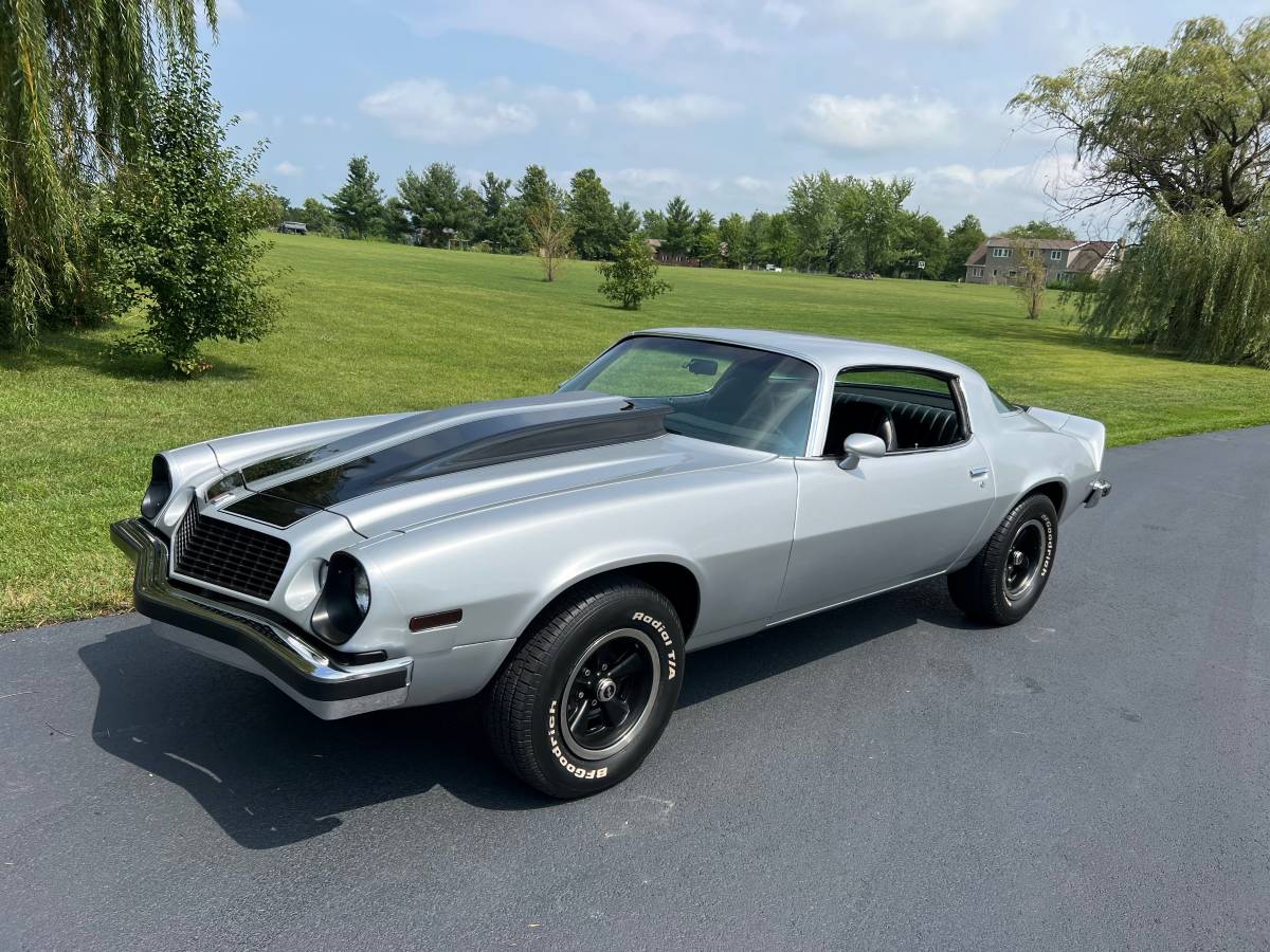 Chevrolet-camaro-1976