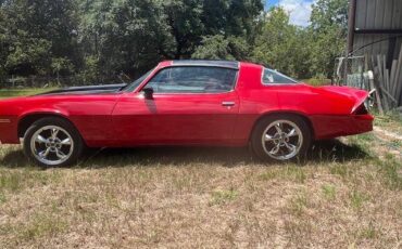 Chevrolet-camaro-1978-red-1