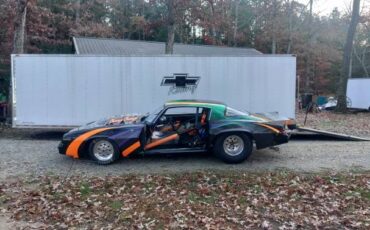 Chevrolet-camaro-1981-custom