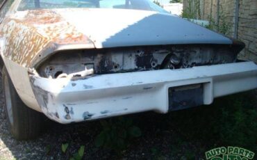 Chevrolet-camaro-1981-white-23