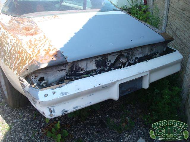 Chevrolet-camaro-1981-white-3