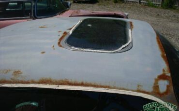 Chevrolet-camaro-1981-white-8