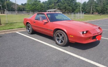 Chevrolet-camaro-1985-red-10