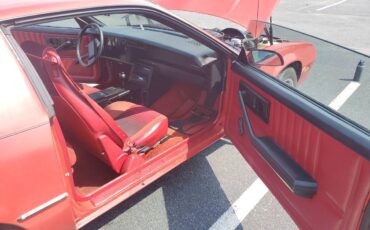 Chevrolet-camaro-1985-red-13