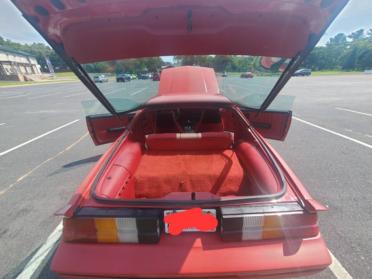 Chevrolet-camaro-1985-red-18