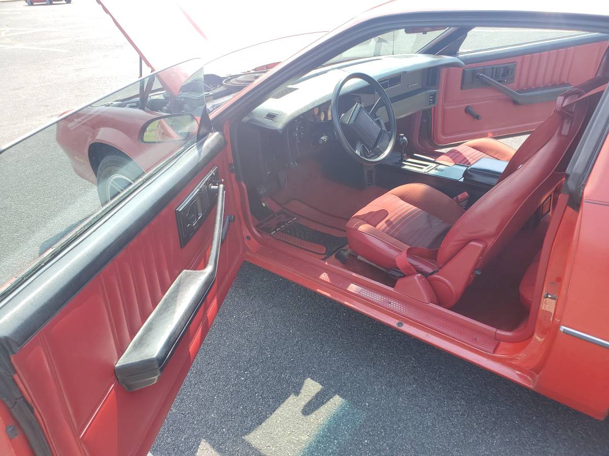 Chevrolet-camaro-1985-red-20