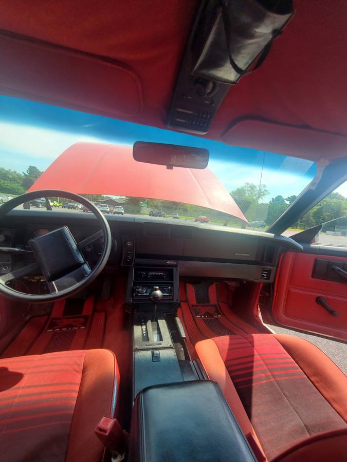 Chevrolet-camaro-1985-red-23