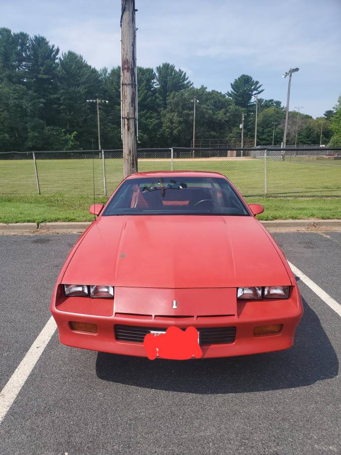 Chevrolet-camaro-1985-red-3