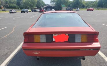 Chevrolet-camaro-1985-red-5