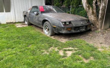 Chevrolet-camaro-1986-black-1