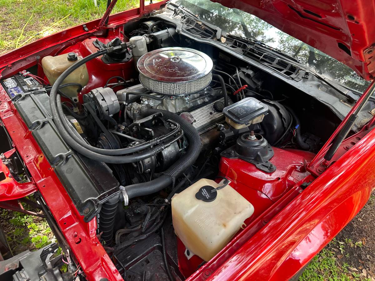Chevrolet-camaro-1986-red-5