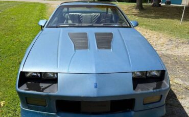 Chevrolet-camaro-1987-blue-2