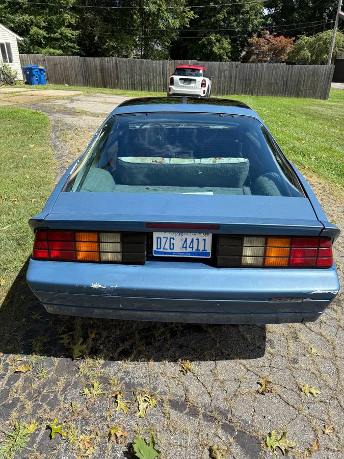 Chevrolet-camaro-1987-blue-3