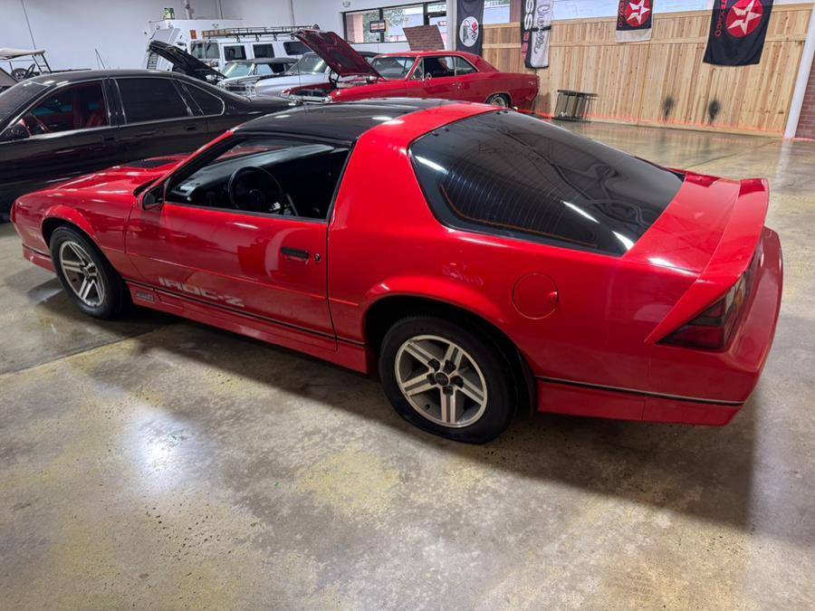 Chevrolet-camaro-1987-red-1