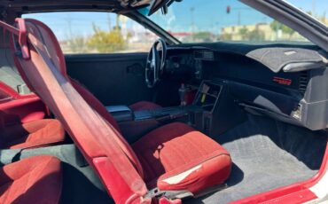 Chevrolet-camaro-1988-white-5