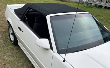Chevrolet-camaro-1989-white-6