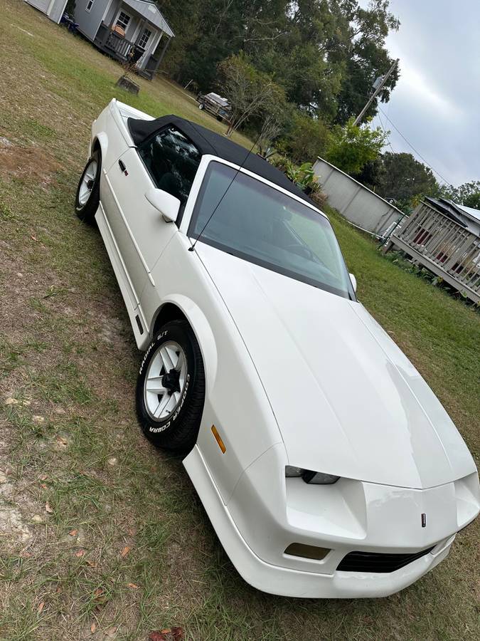 Chevrolet-camaro-1989-white-7