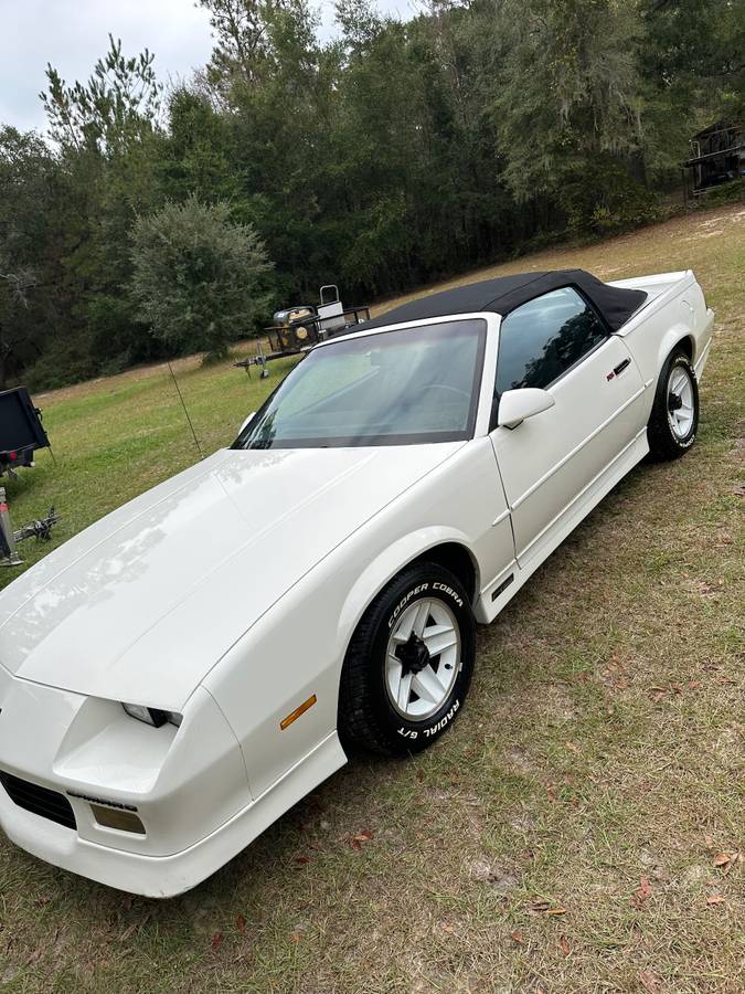Chevrolet-camaro-1989-white-8